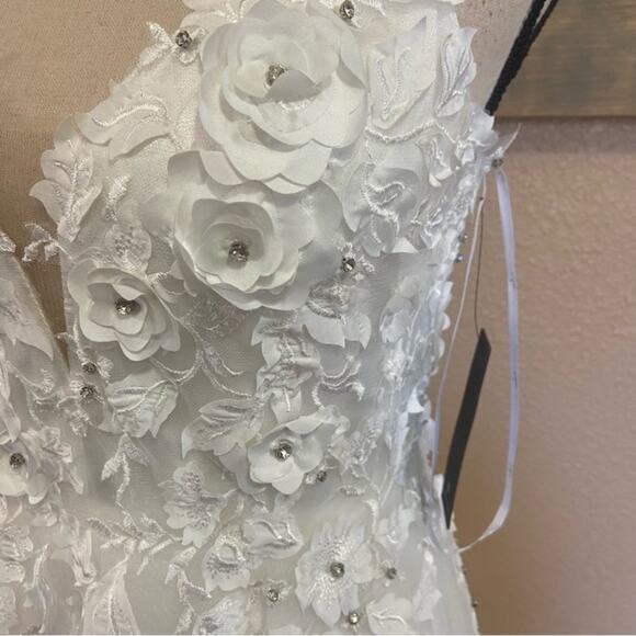 NWOT Lulus Breathtaking Romance White Embroidered Tulle Gown - Picture 6 of 11